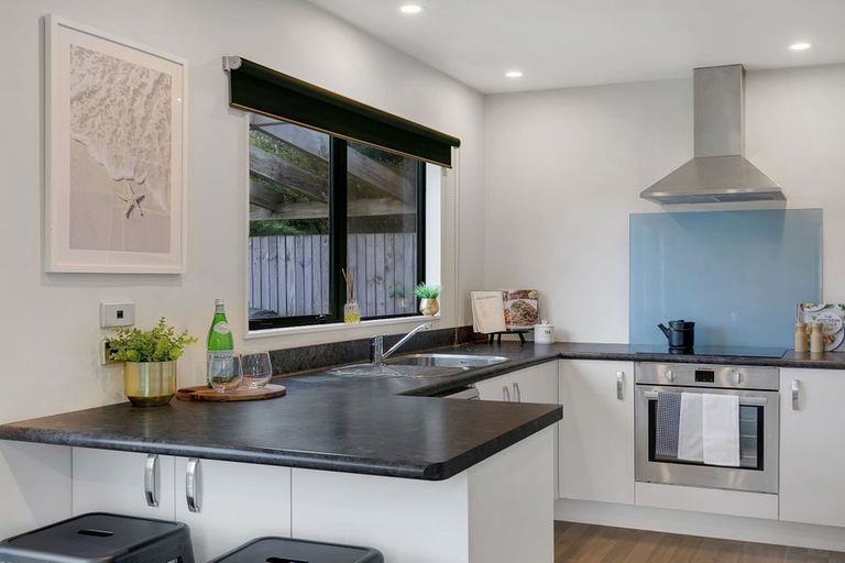 Photo of property in 29 Thomas Street, Stokes Valley, Lower Hutt, 5019