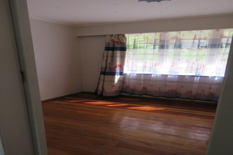 Photo of property in 39 Korau Grove, Stokes Valley, Lower Hutt, 5019