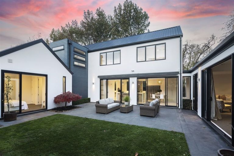 Photo of property in 43a Hamilton Avenue, Ilam, Christchurch, 8041