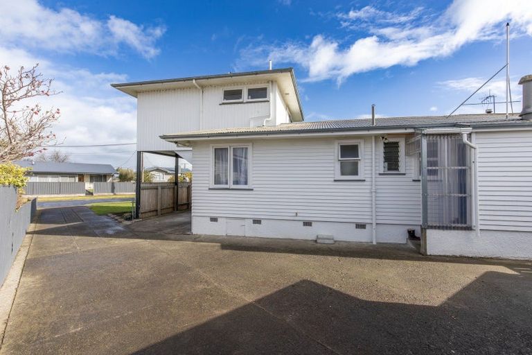 Photo of property in 1 Jull Crescent, Waipukurau, 4200