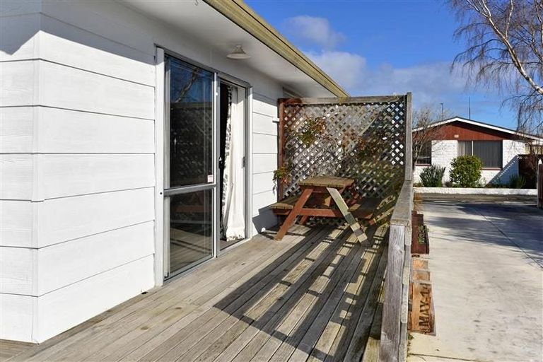 Photo of property in 8 Peckham Lane, Woolston, Christchurch, 8062