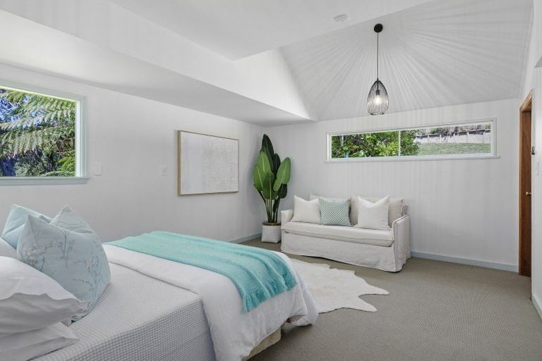 Photo of property in 135 Main Road, Allandale, Governors Bay, 8971