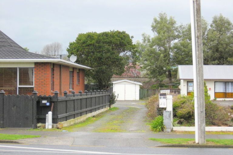 Photo of property in 378a Oxford Street, Levin, 5510