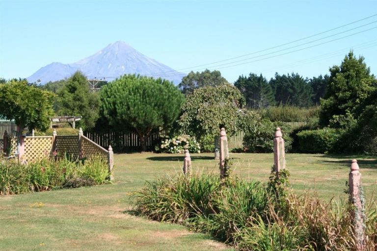 Photo of property in 100 East Road, Stratford, 4392