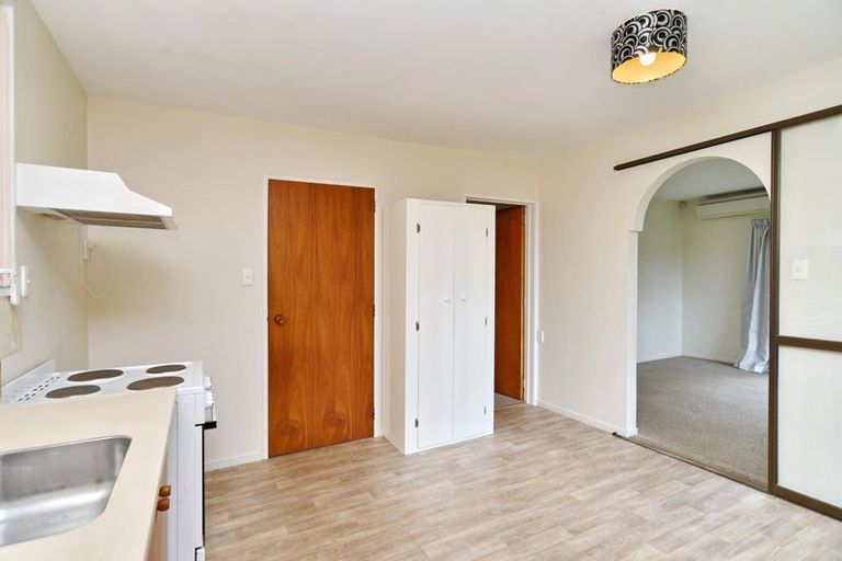 Photo of property in 2/121 Marlow Road, Aranui, Christchurch, 8061