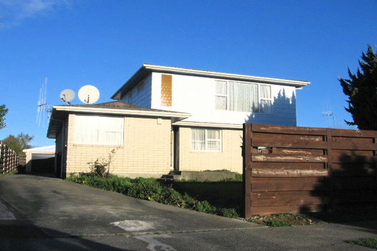 Photo of property in 37 John F Kennedy Drive, Milson, Palmerston North, 4414