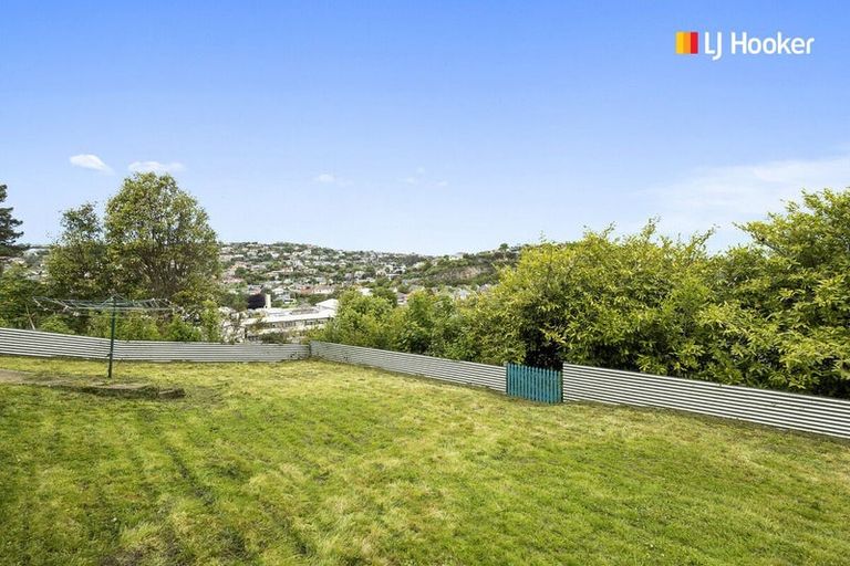 Photo of property in 98 Moana Crescent, Musselburgh, Dunedin, 9013