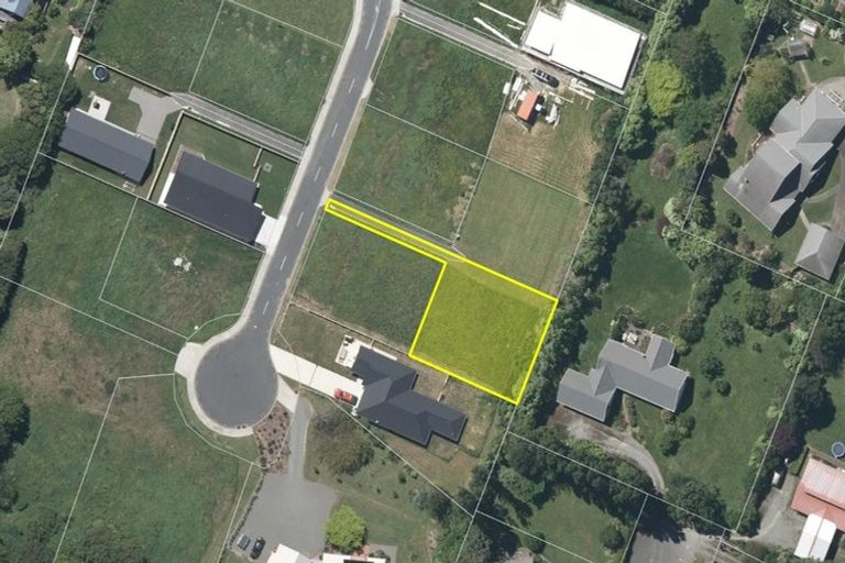 Photo of property in 17 Te Awahohonu Lane, Otaki, 5512