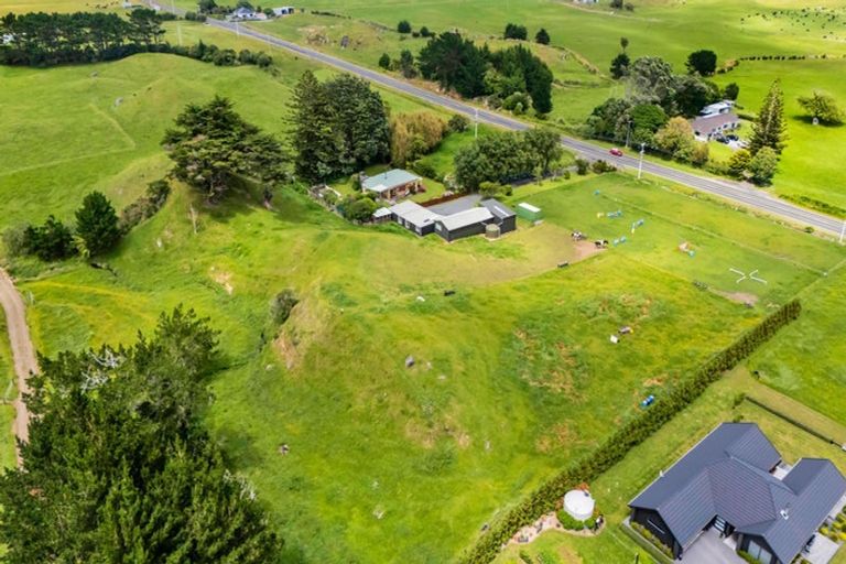 Photo of property in 5610 South Road, Rahotu, Opunake, 4681