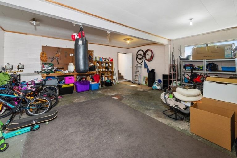 Photo of property in 3 Miranda Place, Springfield, Rotorua, 3015