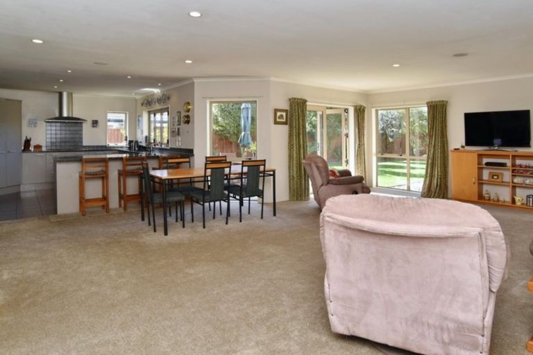 Photo of property in 8 James Drive, Woodend, 7610