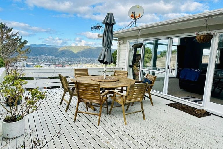 Photo of property in 93b Normandale Road, Normandale, Lower Hutt, 5010