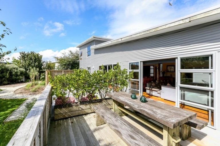 Photo of property in 130b Wairau Road, Oakura, 4314