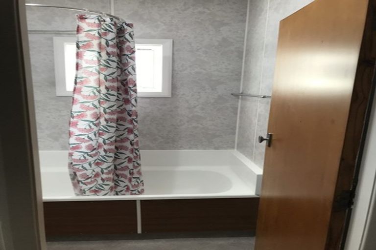 Photo of property in 14 Kemp Street, Kilbirnie, Wellington, 6022