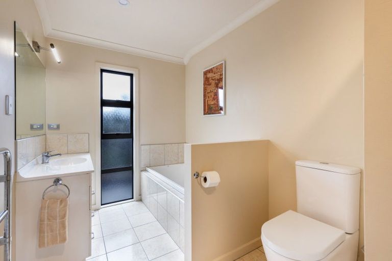 Photo of property in 14 Birchwood Lane, Hilltop, Taupo, 3330