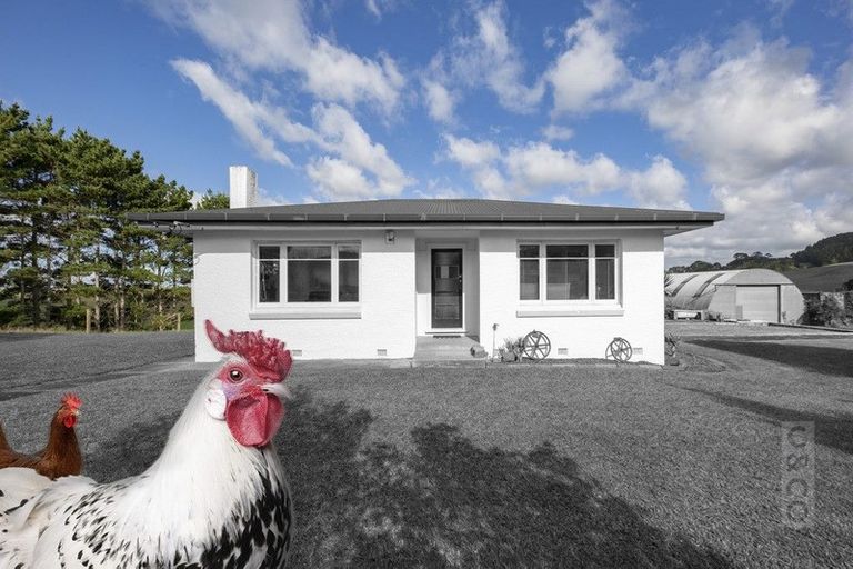 Photo of property in 79 Annandale Road, Kumeu, 0891