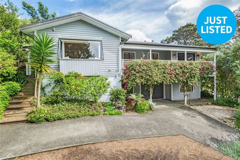 Photo of property in 40 Calais Terrace, Ostend, Waiheke Island, 1081