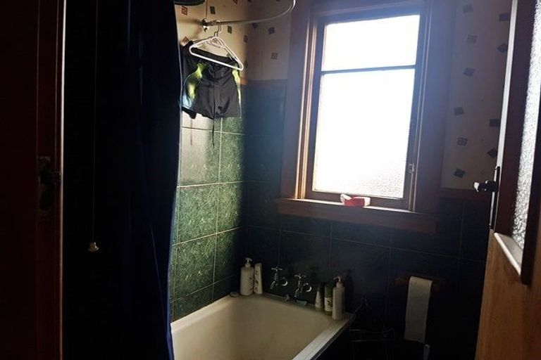 Photo of property in 385 College Street, Hokowhitu, Palmerston North, 4410