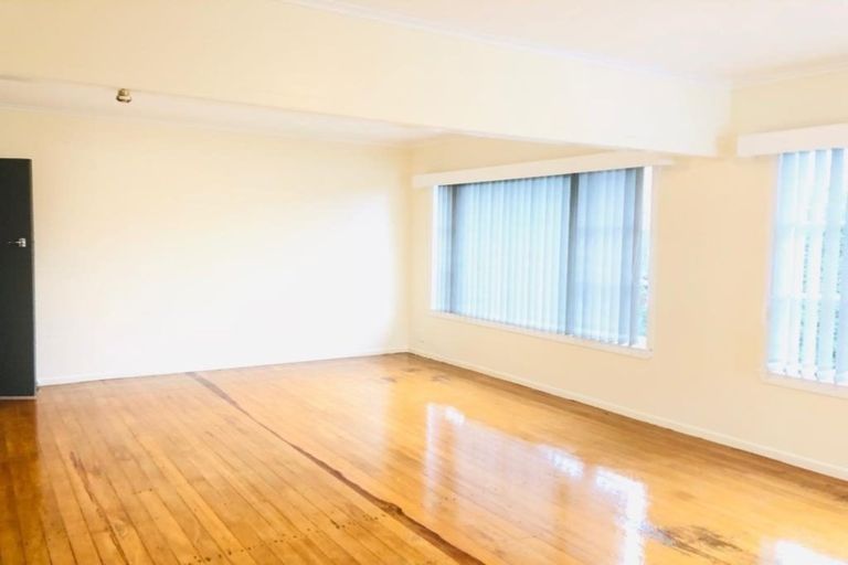 Photo of property in 1/6 Ascot Avenue, Henderson, Auckland, 0610