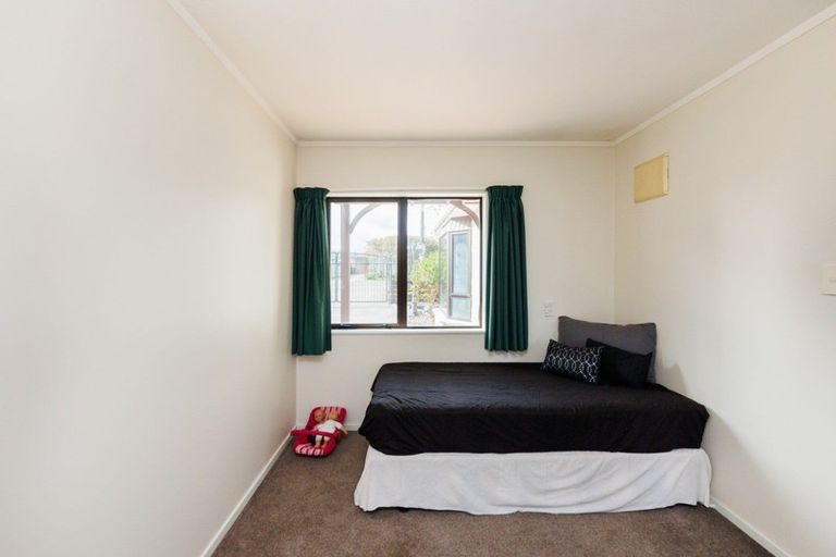 Photo of property in 10 Botanical Road, Takaro, Palmerston North, 4412