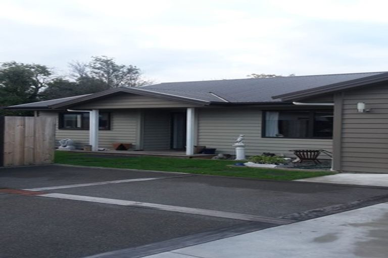 Photo of property in 609a Avenue Road West, Saint Leonards, Hastings, 4120