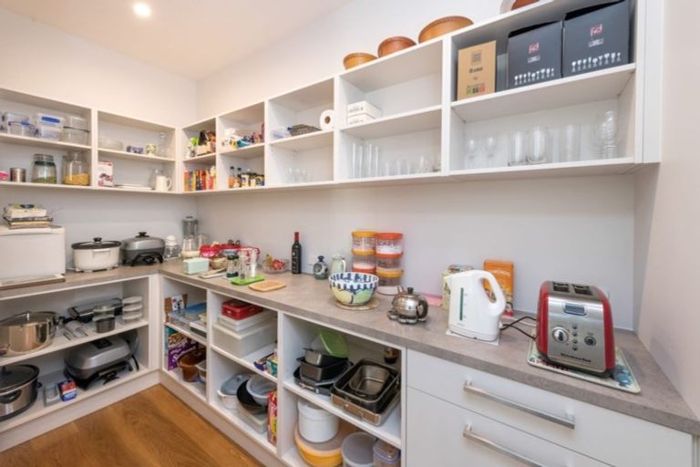 Photo of property in 1 Parkview Street, Wanaka, 9382