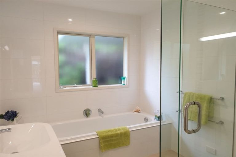 Photo of property in 20 Alderton Drive, Kerikeri, 0230