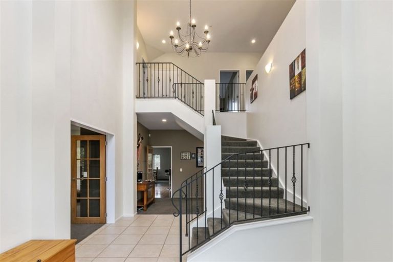 Photo of property in 9 Neston Grove, Churton Park, Wellington, 6037