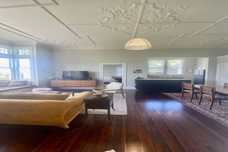 Photo of property in 9b Tudor Street, Devonport, Auckland, 0624