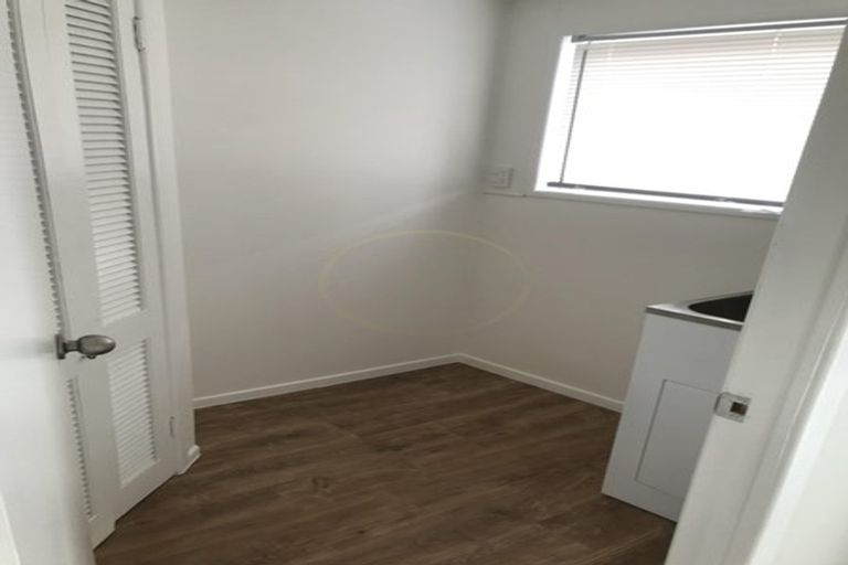 Photo of property in 37 Mckean Avenue, Manurewa, Auckland, 2102