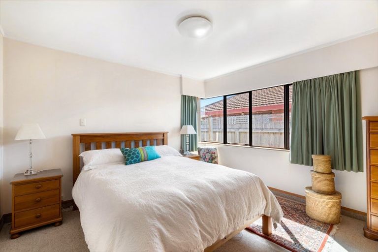 Photo of property in 51c Church Road, Taradale, Napier, 4112