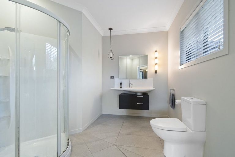 Photo of property in 35 Stonebrook Lane, Kelvin Grove, Palmerston North, 4470