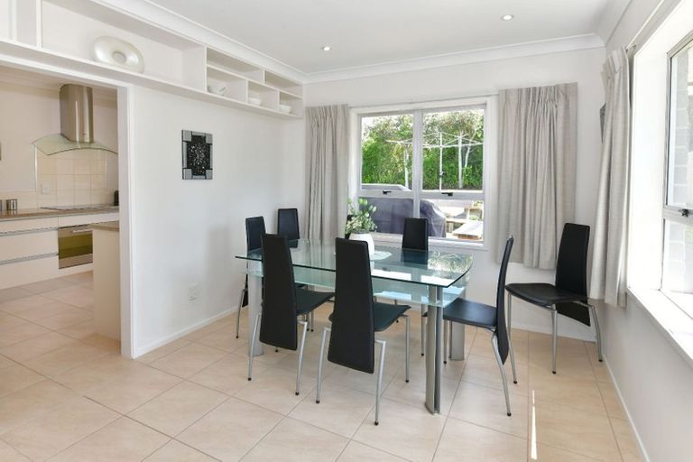 Photo of property in 17 Dalton Road, Snells Beach, 0920