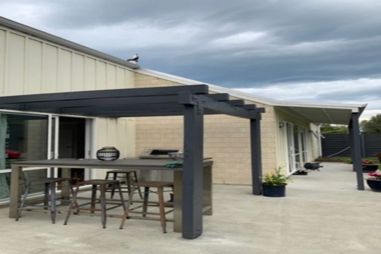 Photo of property in 2a Centre Street, Waimate, 7978