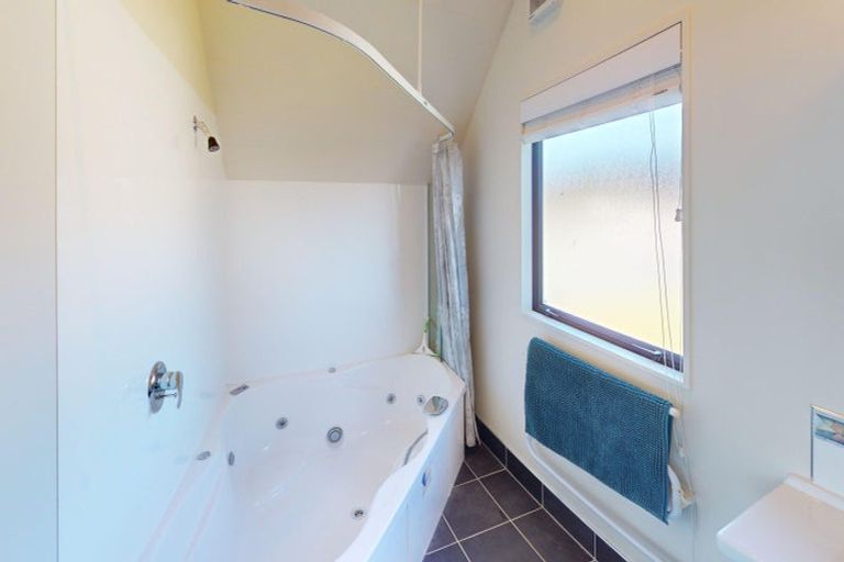 Photo of property in 13 Rua Avenue, Waitarere Beach, Levin, 5510