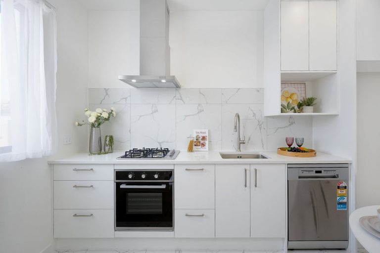 Photo of property in 9 Puwha Street, Massey, 0614