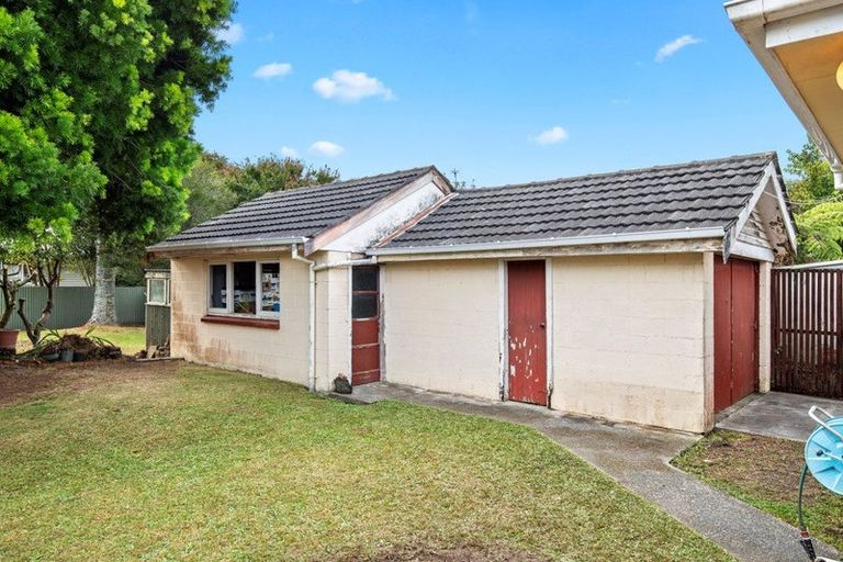 Photo of property in 9 Bunnythorpe Road, Papakura, 2110