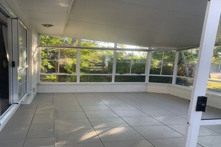 Photo of property in 6 Dunluce Place, Hornby, Christchurch, 8042