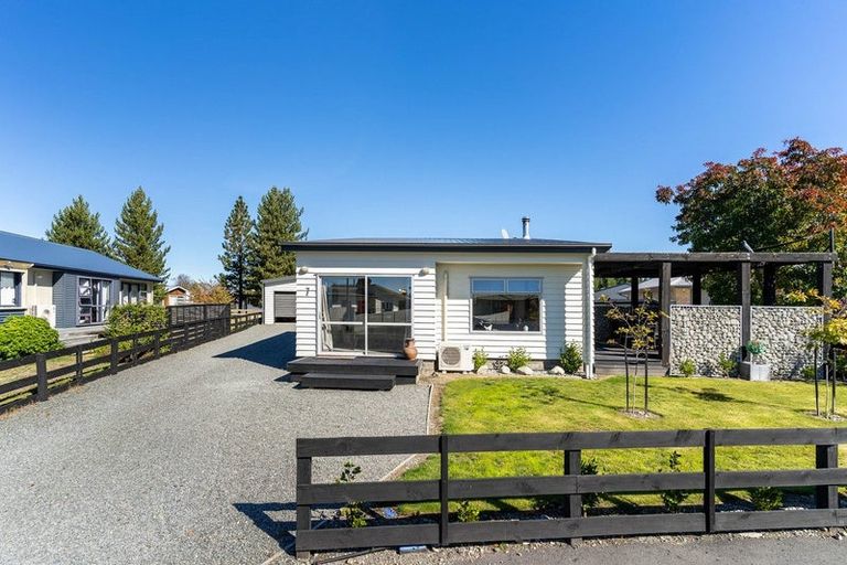 Photo of property in 7 Rhoboro Road, Twizel, 7901