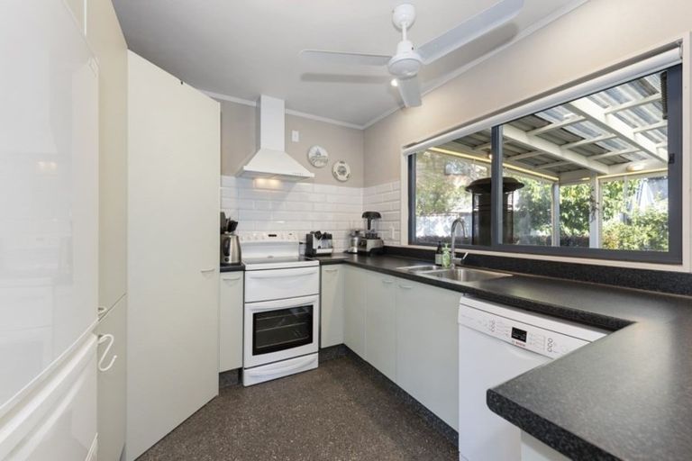 Photo of property in 24 Minnie Place, Pukete, Hamilton, 3200