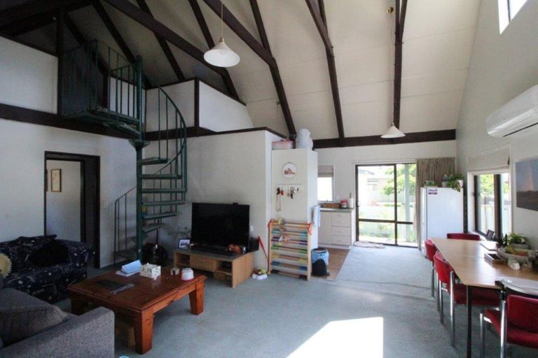 Photo of property in 30 Helena Street, Lumsden, 9730