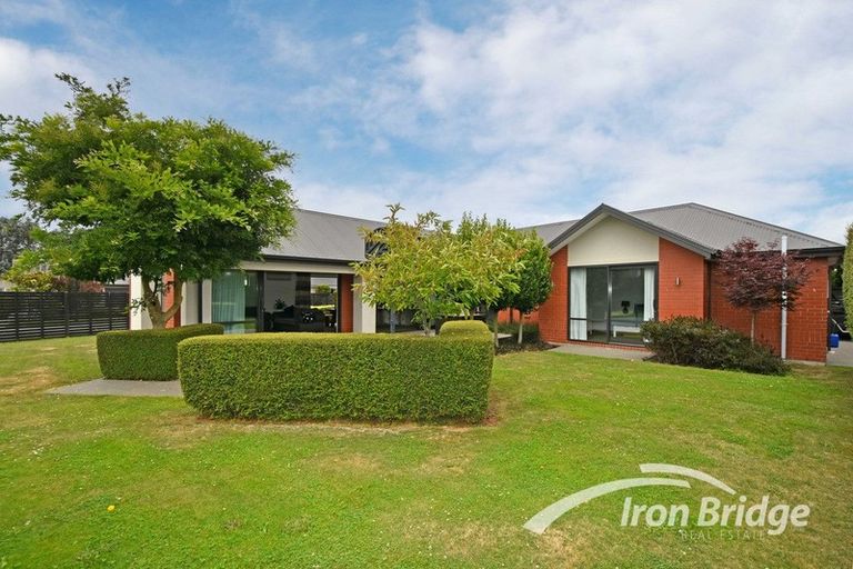 Photo of property in 8 Strauss Drive, Rolleston, 7614