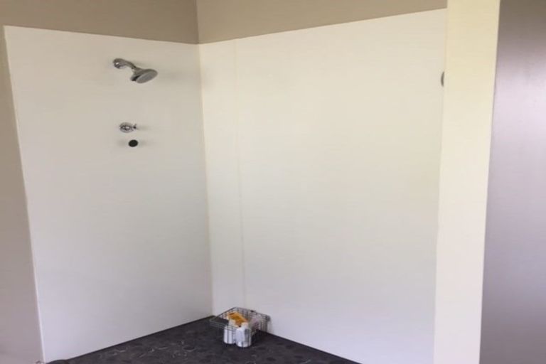 Photo of property in 27 Hicks Crescent, Waikanae Beach, Waikanae, 5036