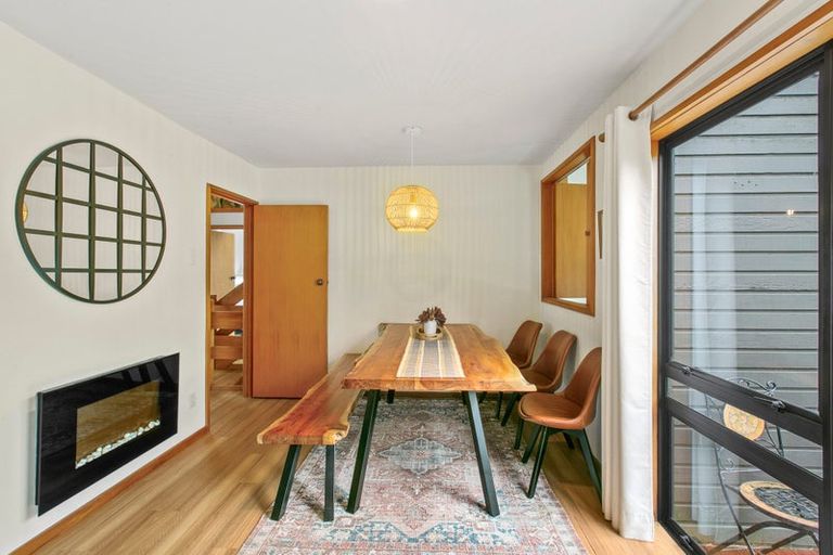 Photo of property in 11 Cannon Street, Westown, New Plymouth, 4310