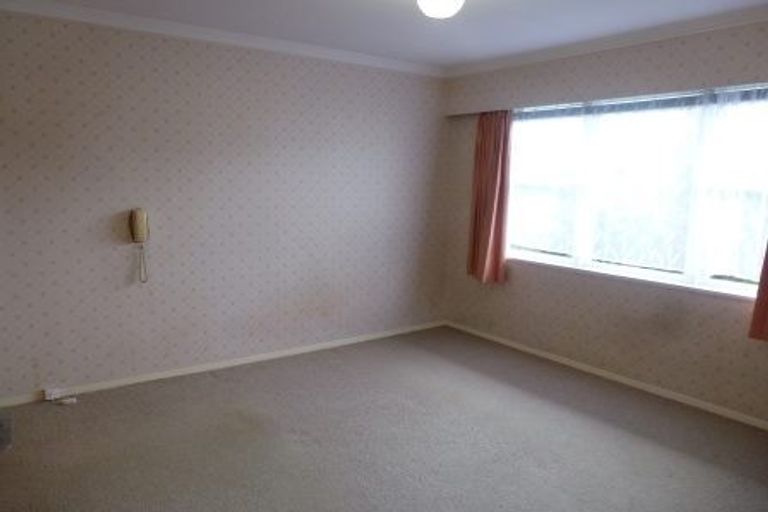 Photo of property in 2/23 Trafalgar Street, Johnsonville, Wellington, 6037