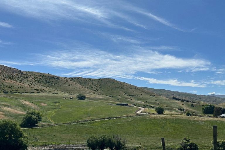 Photo of property in 218 Hawksburn Road, Nevis, Cromwell, 9384