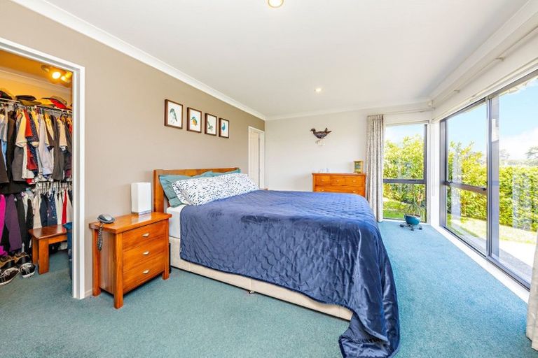 Photo of property in 9 Nicholas Gibbons Drive, Clendon Park, Auckland, 2103