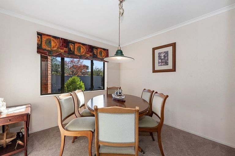 Photo of property in 9 Caversham Drive, Rototuna, Hamilton, 3210