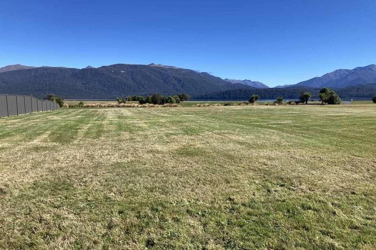 Photo of property in 71 Takitimu Avenue, Te Anau, 9600