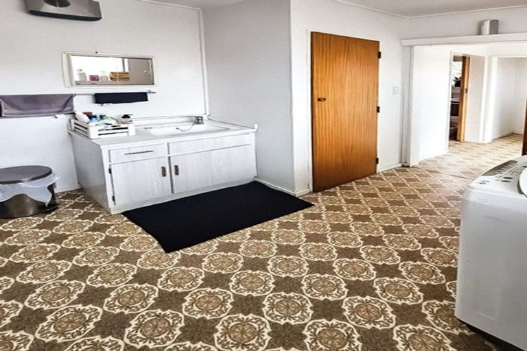 Photo of property in 62a Te Rauparaha Street, Otaki, 5512